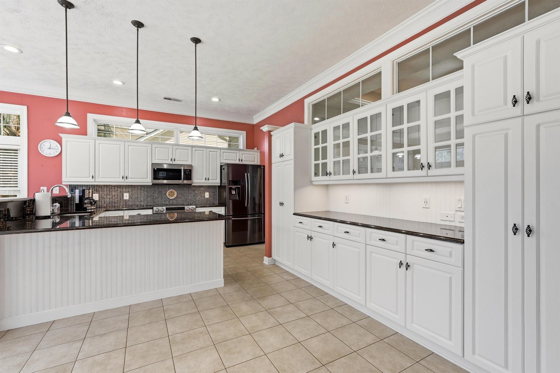 131 Wicklow Dr. Photo 10