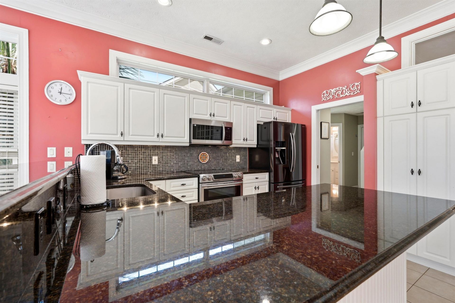 131 Wicklow Dr. Photo 15