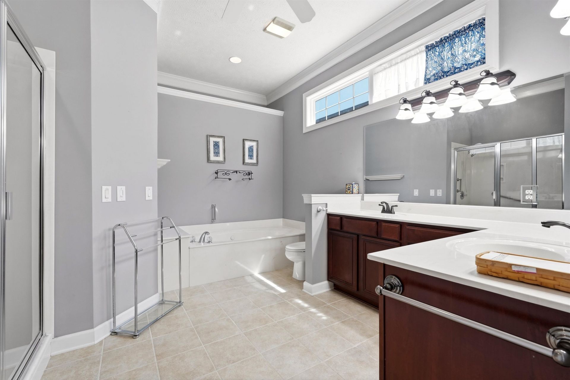 131 Wicklow Dr. Photo 19
