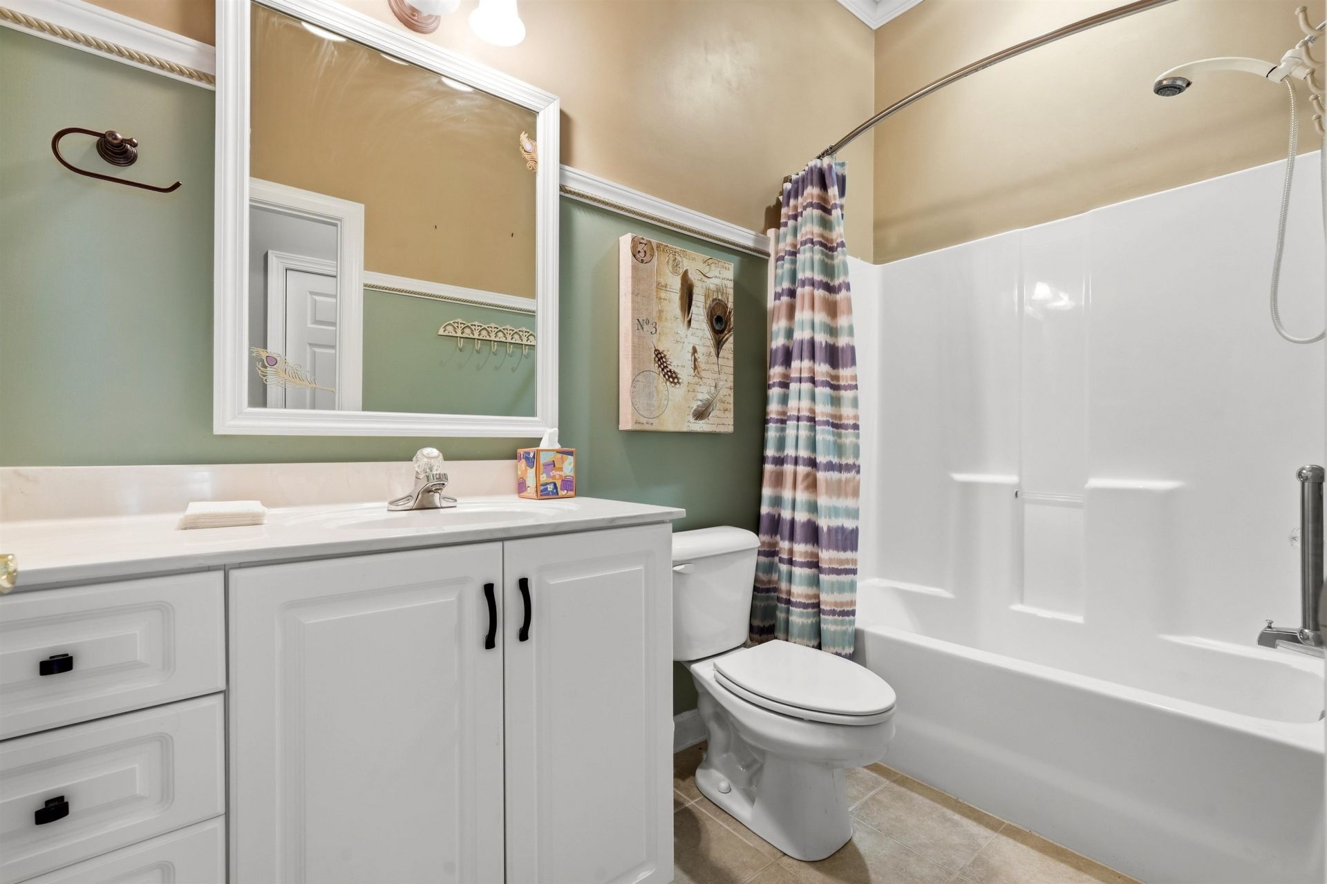 131 Wicklow Dr. Photo 24