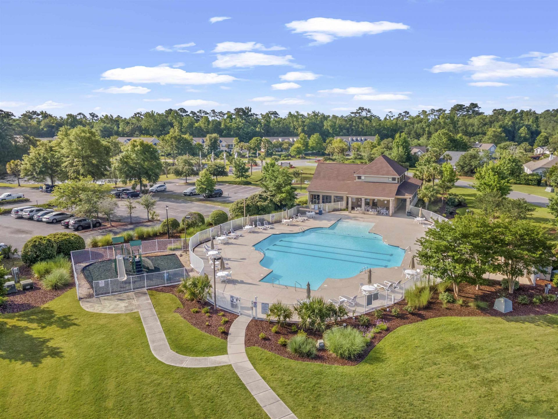 131 Wicklow Dr. Photo 37