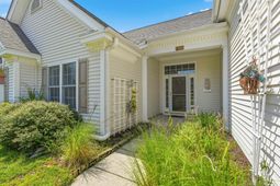 131 Wicklow Dr. photo 4