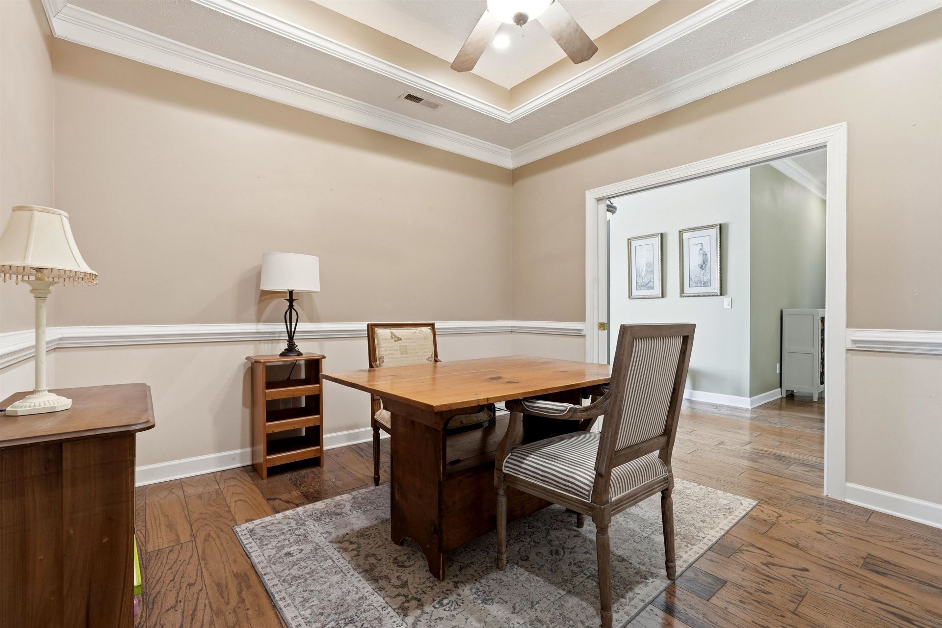 131 Wicklow Dr. Photo 8