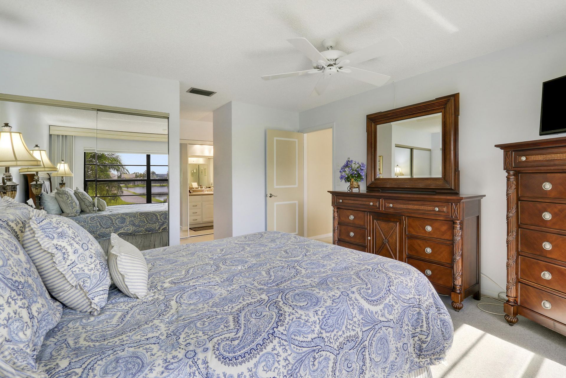 5481 Mirror Lakes Boulevard, Boynton Beach, FL 33472 Photo