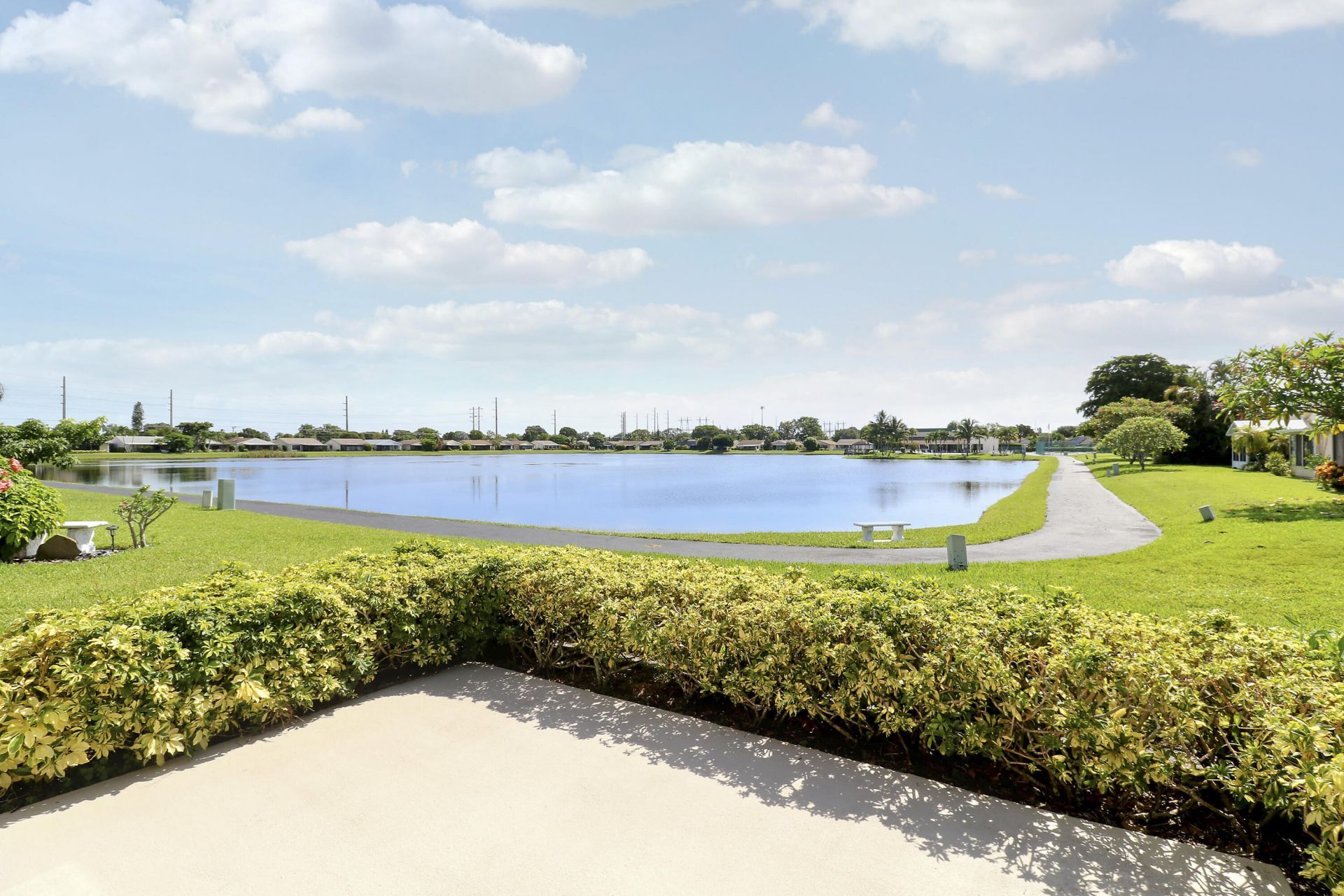 5481 Mirror Lakes Boulevard, Boynton Beach, FL 33472 Photo