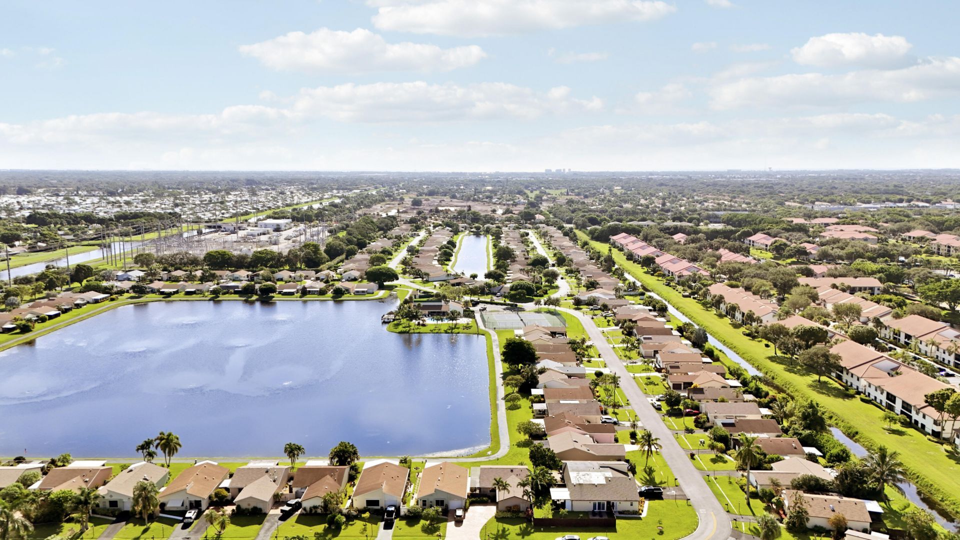 5481 Mirror Lakes Boulevard, Boynton Beach, FL 33472 Photo