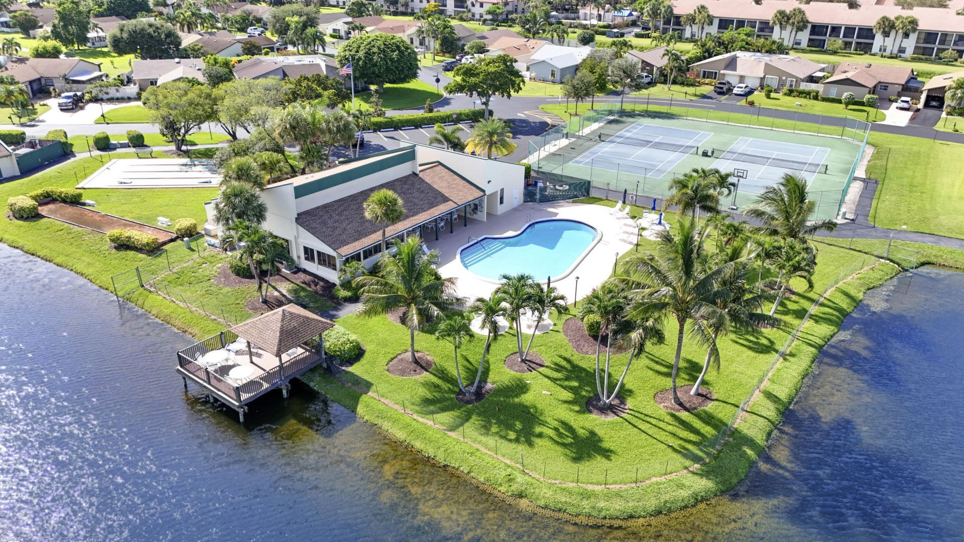 5481 Mirror Lakes Boulevard, Boynton Beach, FL 33472 Photo