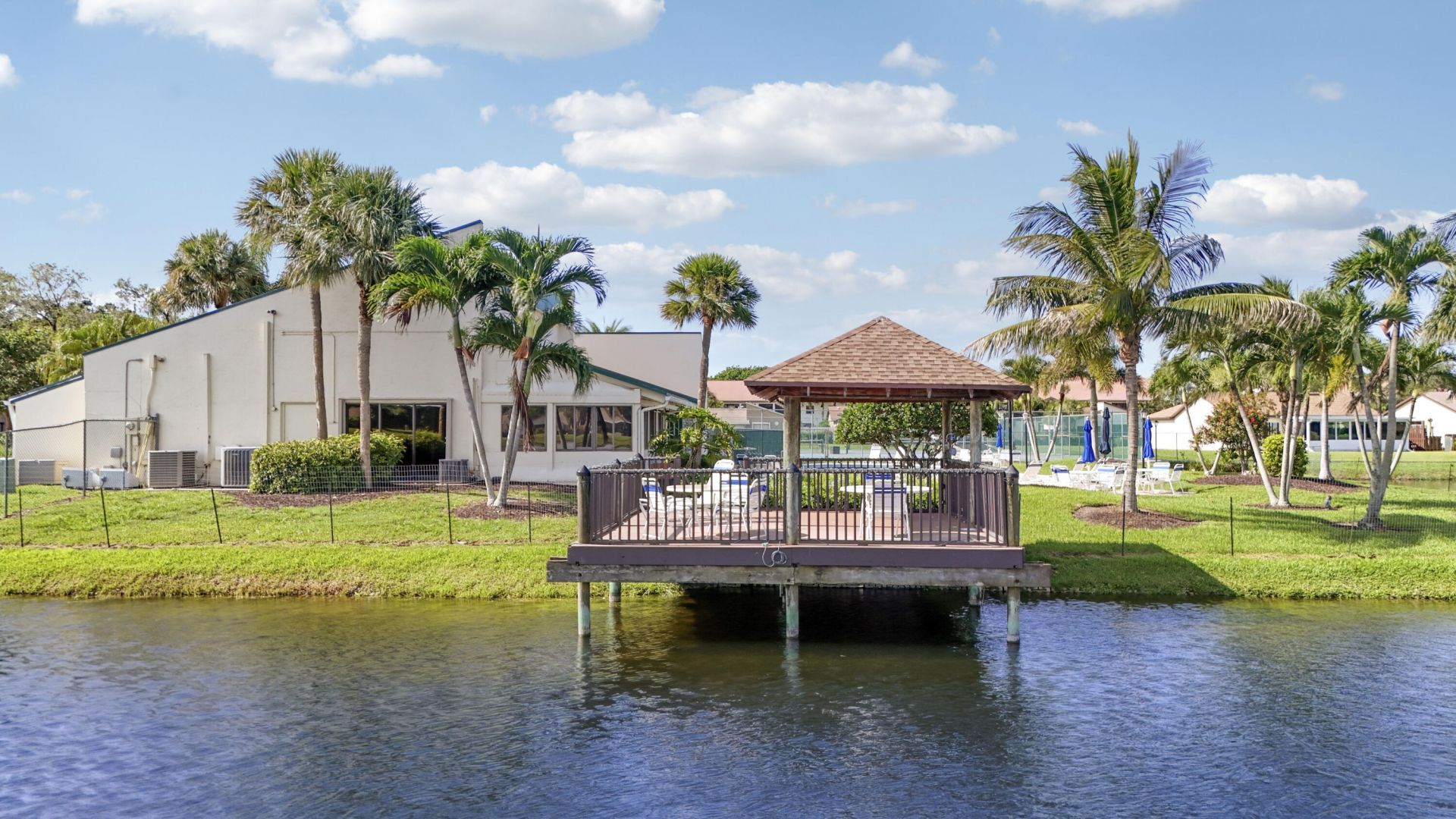 5481 Mirror Lakes Boulevard, Boynton Beach, FL 33472 Photo