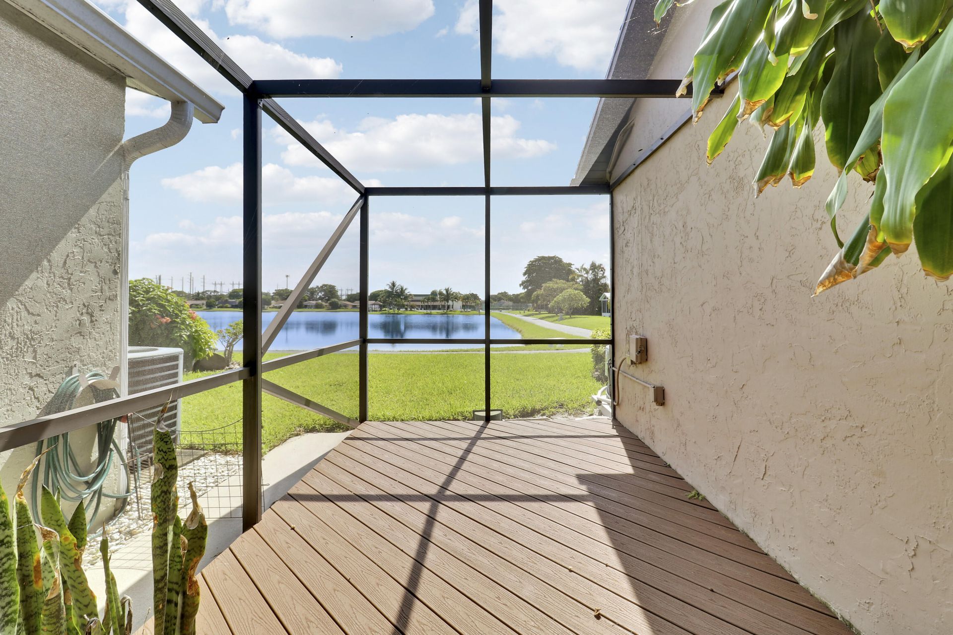 5481 Mirror Lakes Boulevard, Boynton Beach, FL 33472 Photo