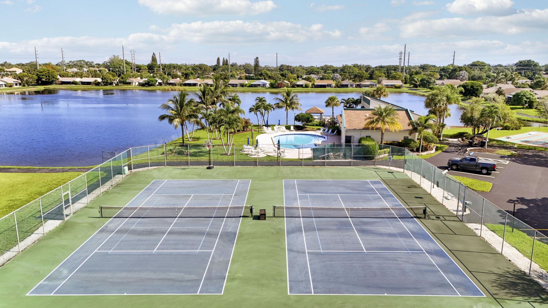 5481 Mirror Lakes Boulevard, Boynton Beach, FL 33472 Photo