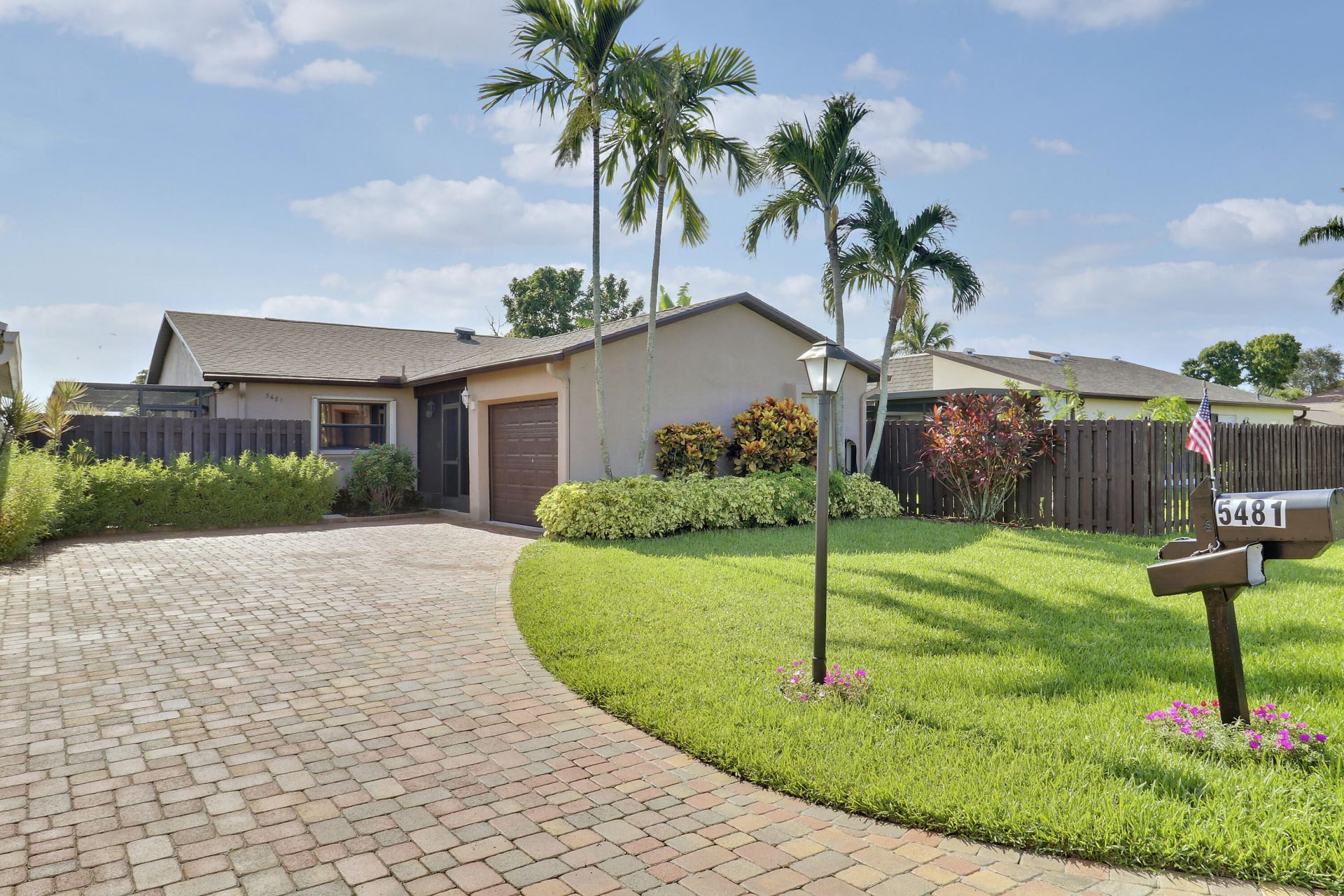 5481 Mirror Lakes Boulevard, Boynton Beach, FL 33472 Photo