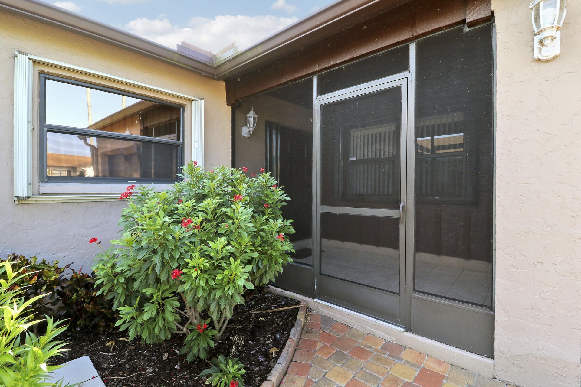5481 Mirror Lakes Boulevard, Boynton Beach, FL 33472 Photo