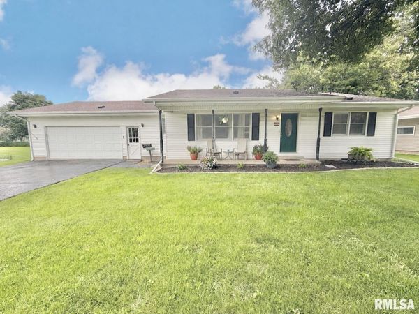 591 WALNUT Street, Knoxville, IL 61448