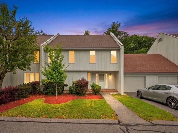 34 Woodland Park Dr, Unit 34, Haverhill, MA 01830