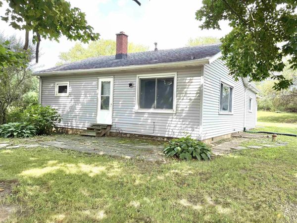 1460 N State Rd 5 Road, Larwill, IN 46764