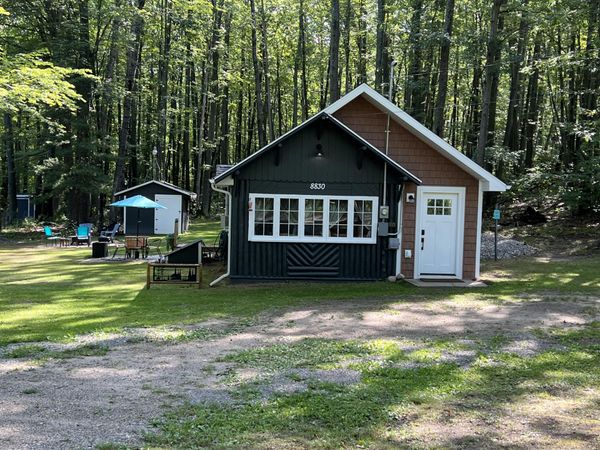 8830 N Loxley Road, Roscommon, MI 48653