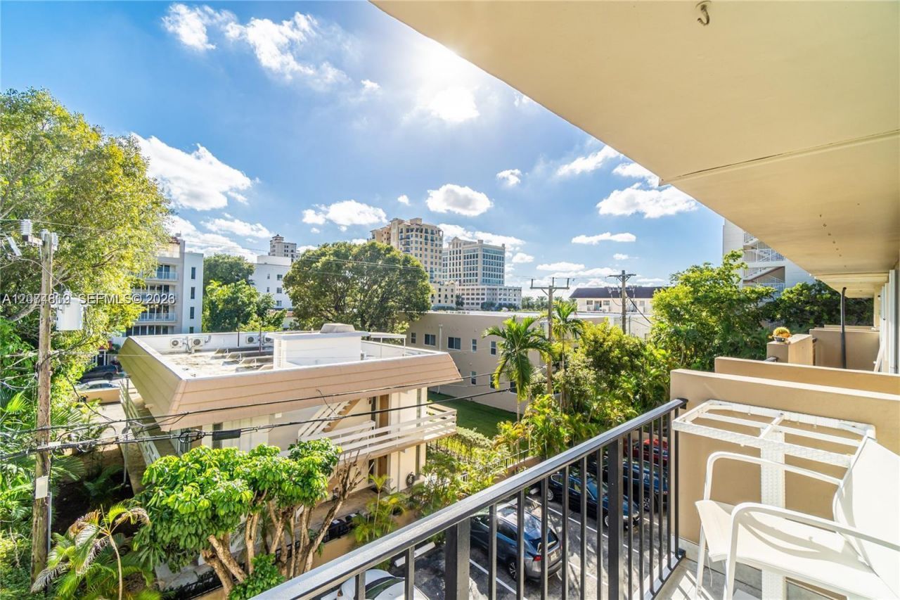 110 Salamanca Ave , Unit 403, Coral Gables, FL 33134 Photo