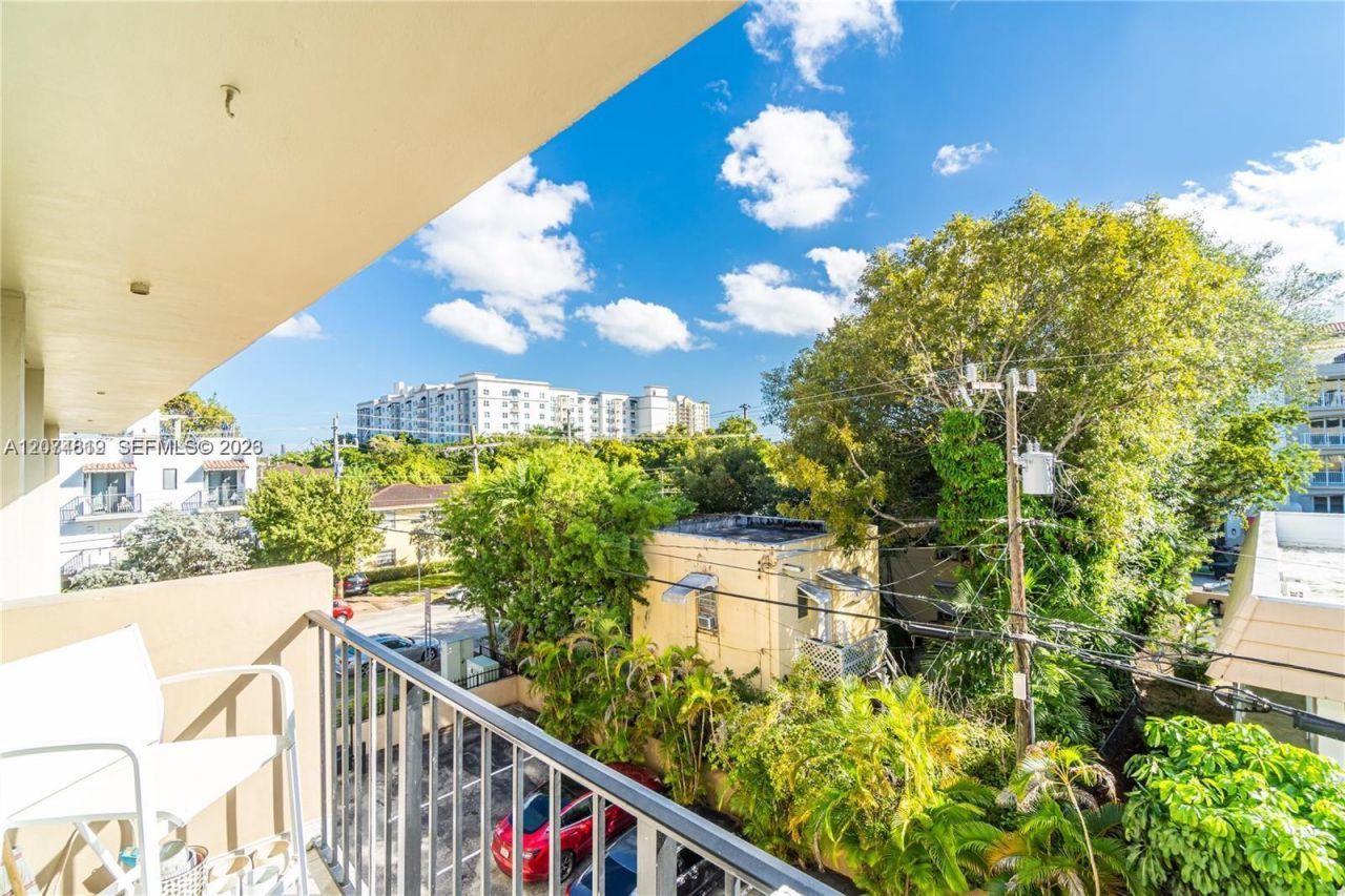 110 Salamanca Ave , Unit 403, Coral Gables, FL 33134 Photo