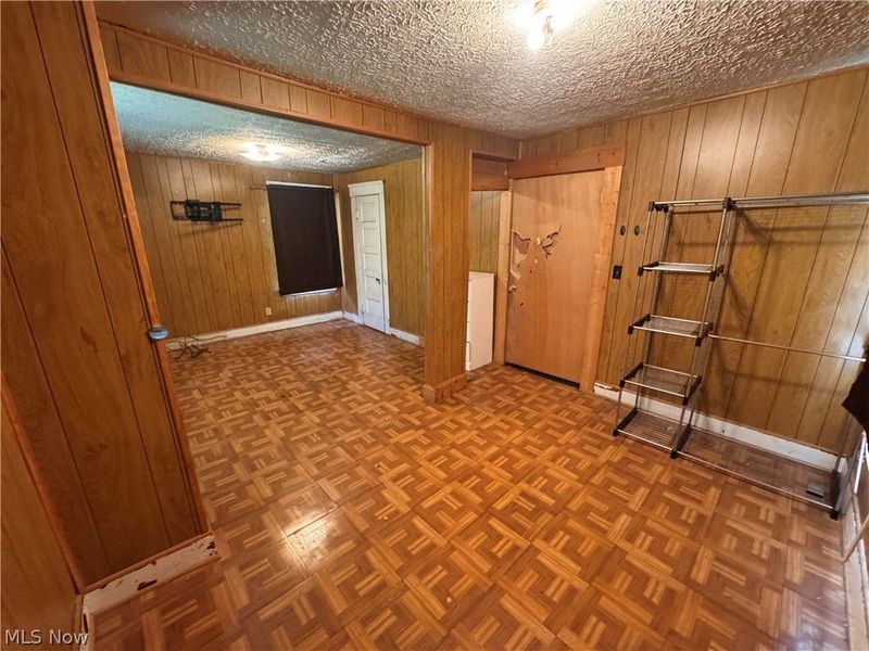 10907 Hull Avenue, Cleveland, OH 44106 Photo 16