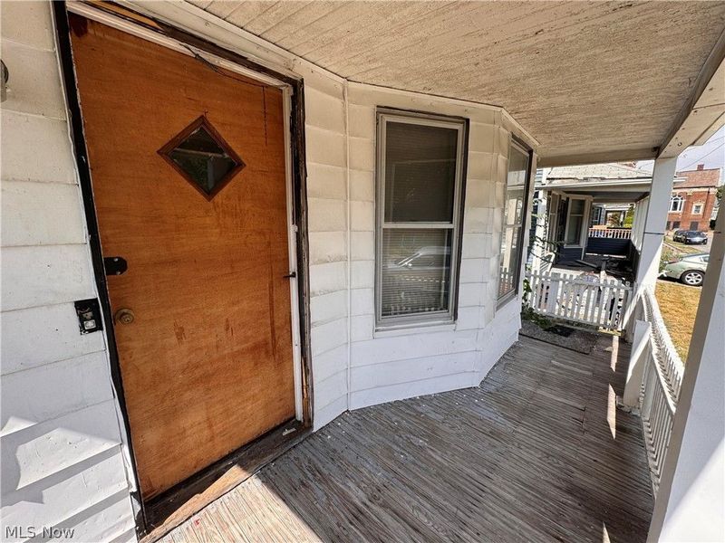 10907 Hull Avenue, Cleveland, OH 44106 Photo 2