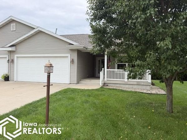 1310 Village Road, Unit G1, Clear Lake, IA 50428