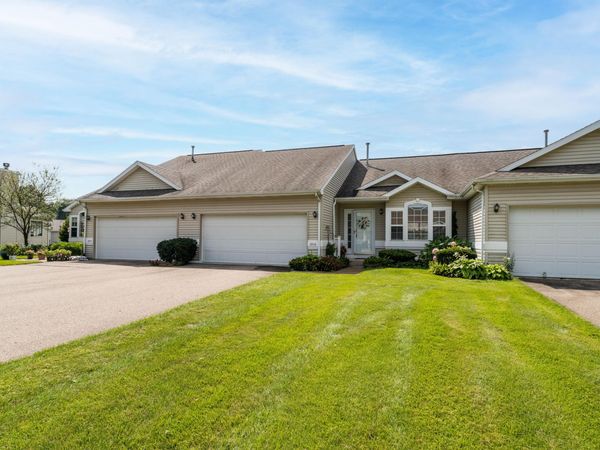 1848 Quail Cove Drive, Kalamazoo, MI 49009