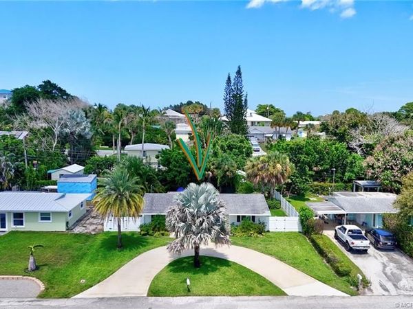 4121 NE Cheri Drive , Jensen Beach, FL 34957