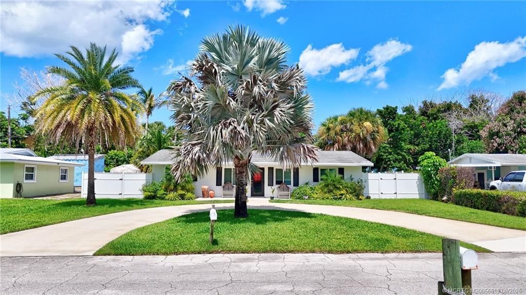 4121 NE Cheri Drive , Jensen Beach, FL 34957 Photo