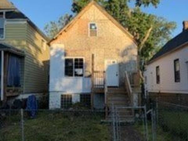 6912 S Woodlawn Avenue, Chicago, IL 60637