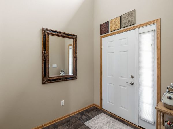 4160 100th Street, Unit 17, Urbandale, IA 50322