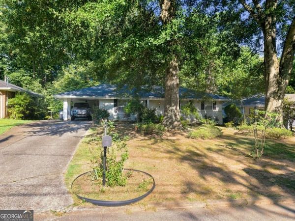 2834 S Clark Drive, East Point, GA 30344