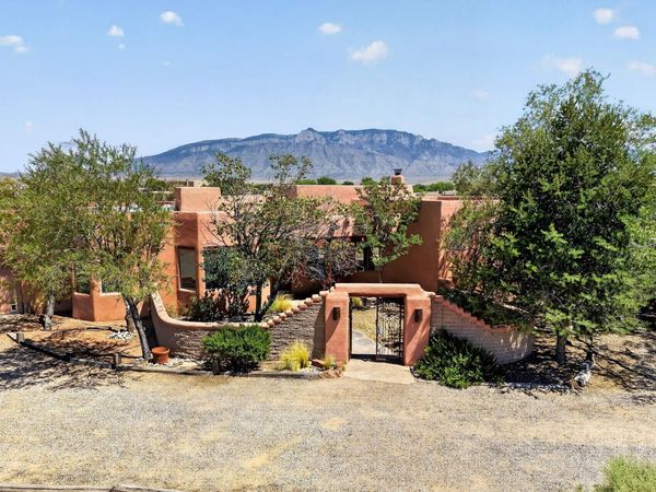 105 Keira Court, Corrales, NM 87048
