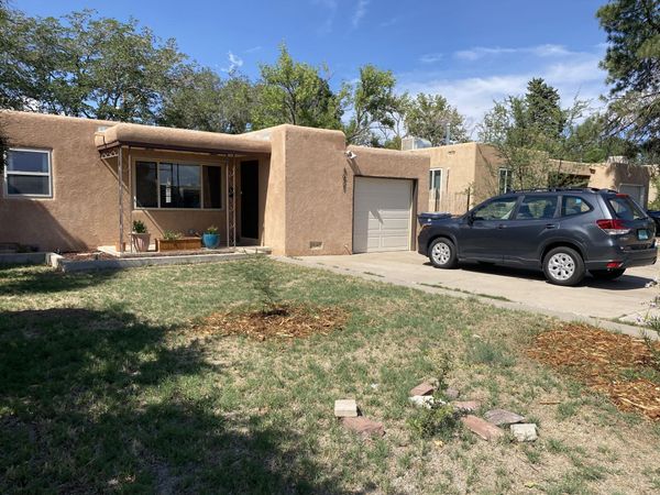 4621 Crest Avenue SE, Albuquerque, NM 87108