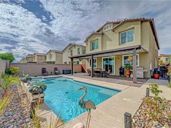 4439 Stardusk Falls Avenue, North Las Vegas, NV 89084