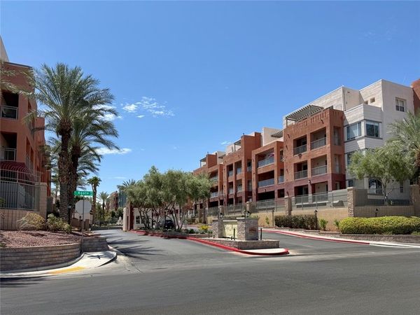 51 E Agate Avenue , Unit 402, Las Vegas, NV 89123