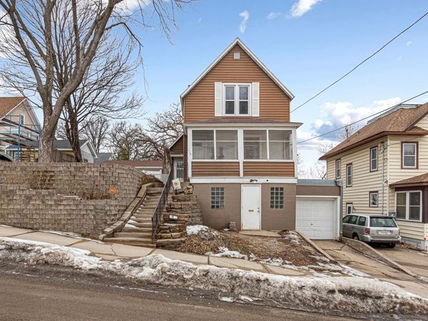 118 1st Street SW, Faribault, MN 55021
