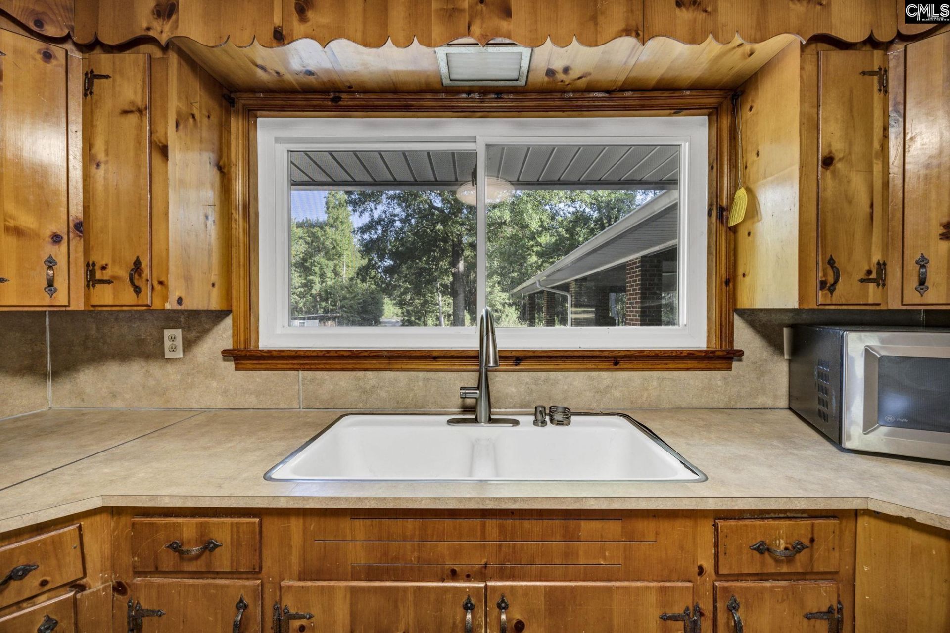 5703 Columbia Highway  Photo 13
