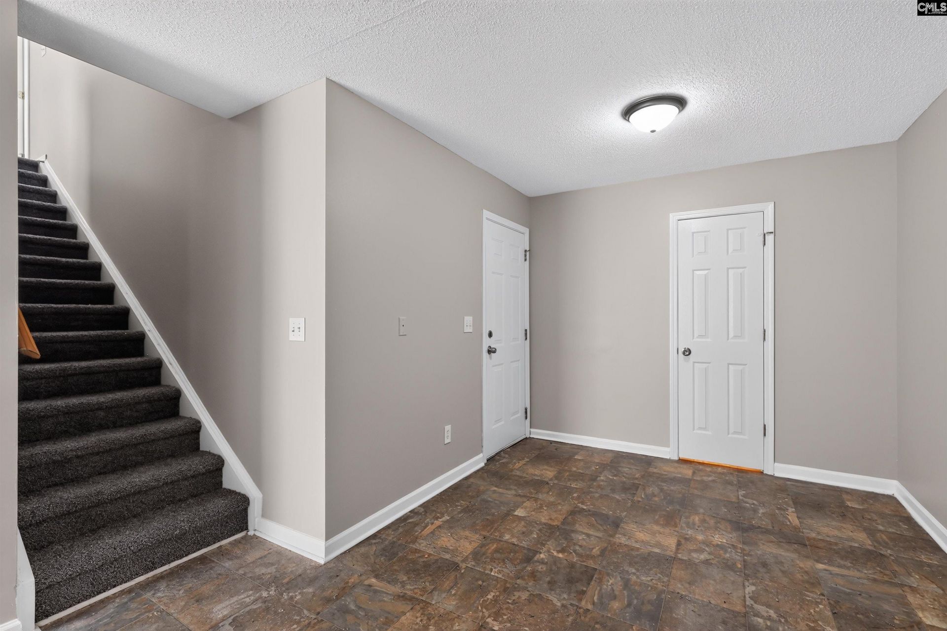 308 E Waverly Place Court  Photo 10