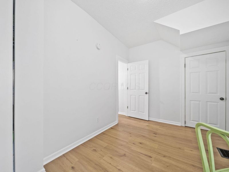 90 S Burgess Avenue, Columbus, OH 43204 Photo 19