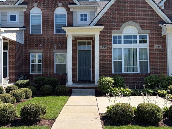 45702 Aragon, Canton Township, Mi 48187
