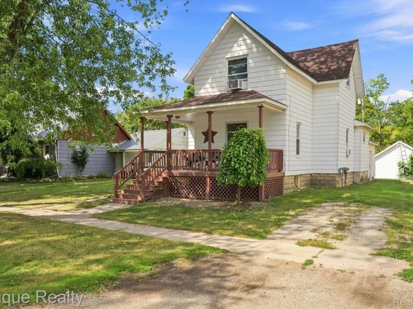 103 N Neeper Street, Capac Village, Mi 48014
