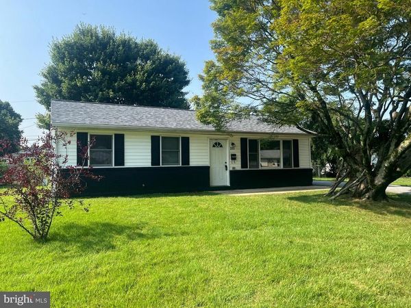 211 N BROWNLEAF ROAD, NEWARK, DE 19713