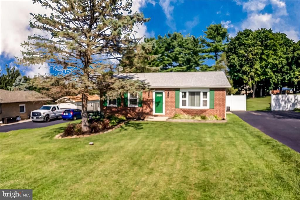 1629 SAINT PAUL STREET, HAMPSTEAD, MD 21074