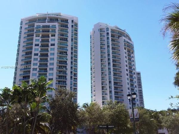 3300 NE 191st St, Unit 502, Aventura, FL 33180