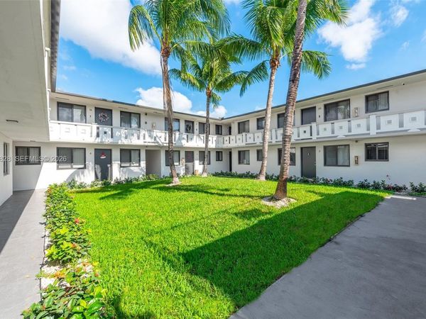 1345 W 28th St , Unit 12, Hialeah, FL 33010