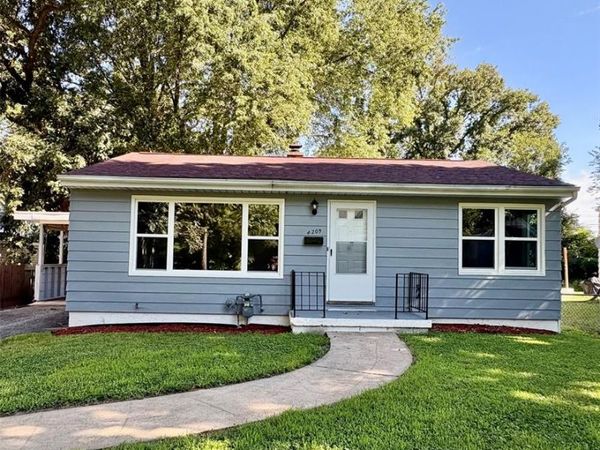 4209 Oak Lane , Belleville, IL 62226