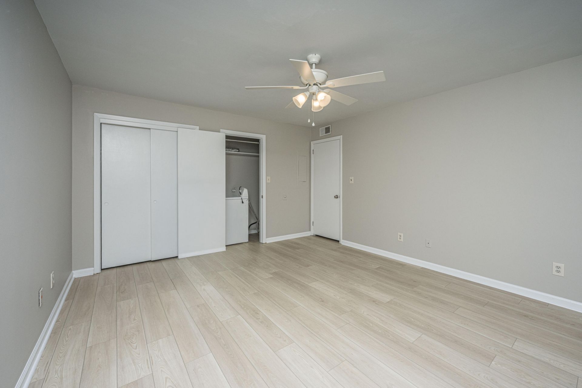 753 Ashdale Drive Photo 19