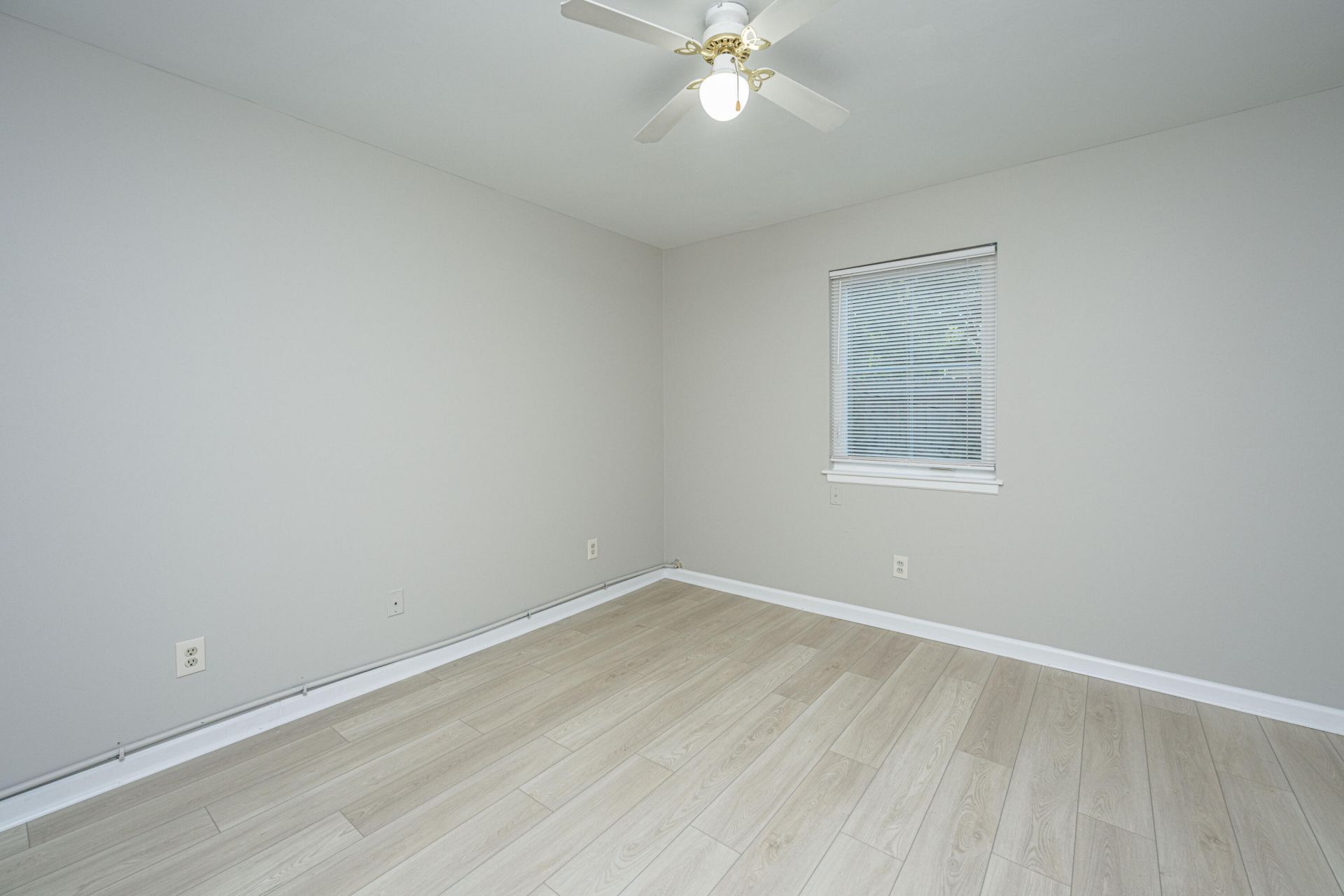 753 Ashdale Drive Photo 22