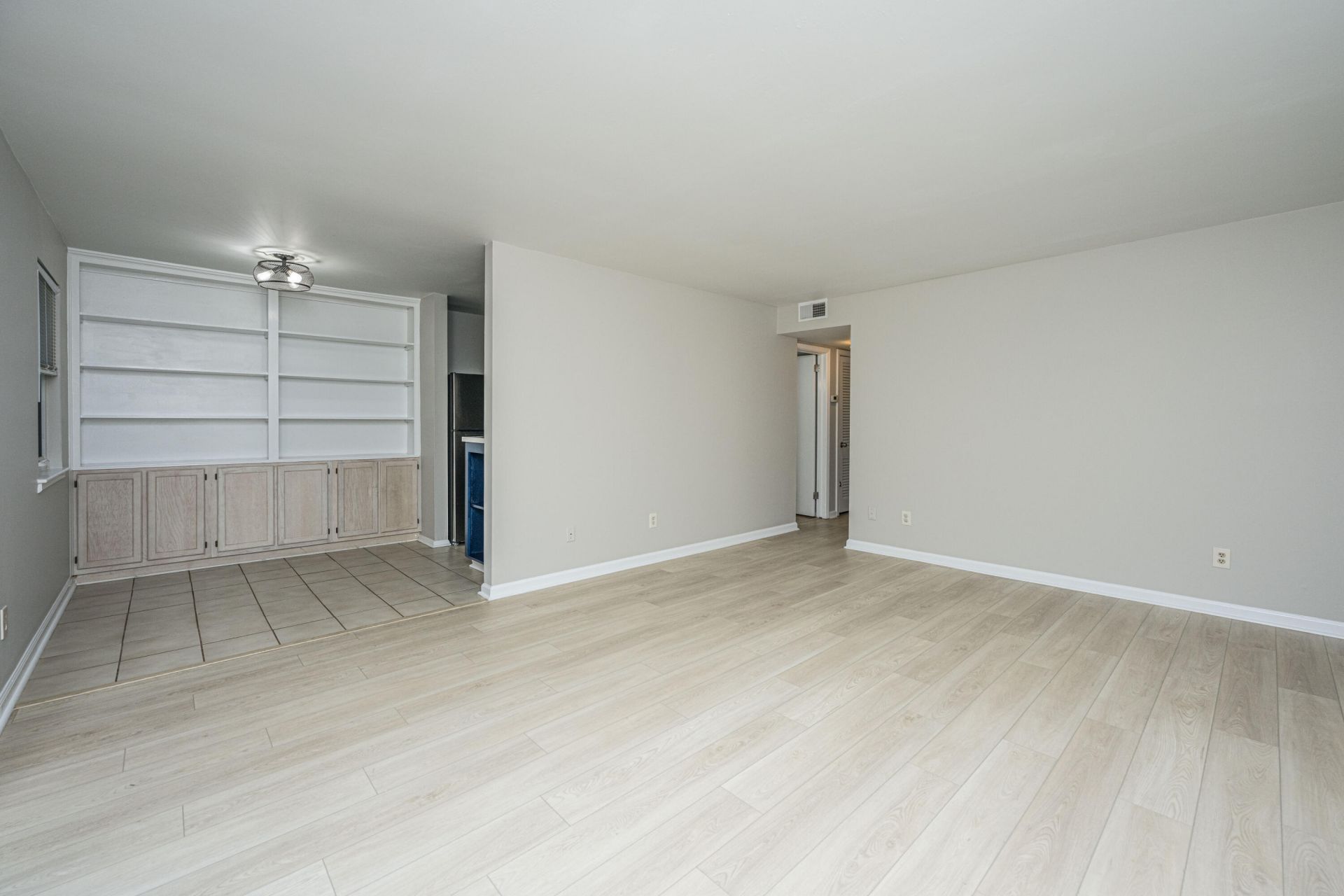 753 Ashdale Drive Photo 5