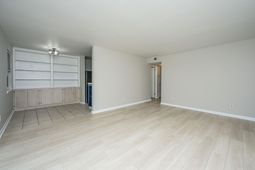 753 Ashdale Drive photo 4